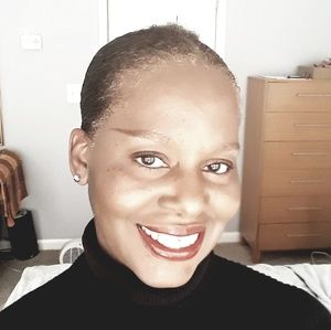 Meet your Posher, Hope